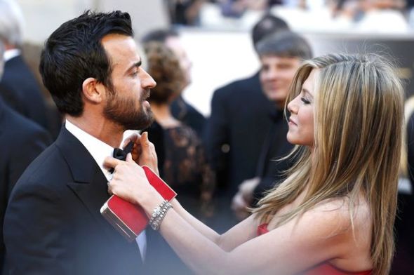 Trending News News Jennifer Aniston Pregnant Rumors Justin Theroux Talks Back Aniston To