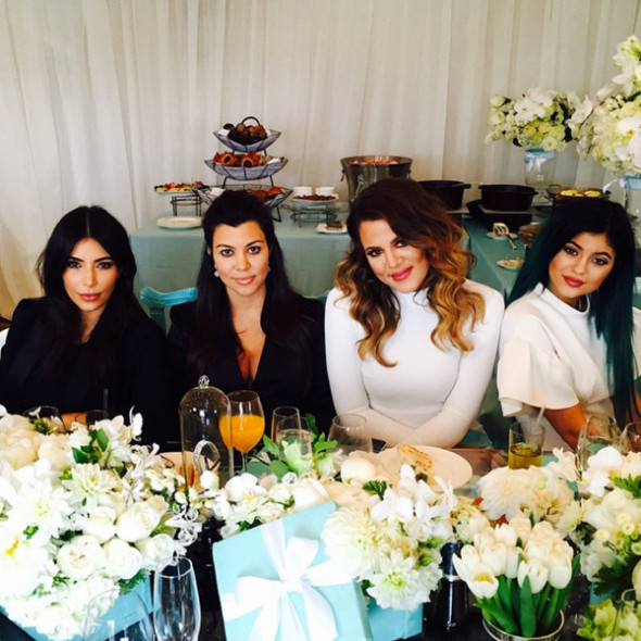 Trending News News | Keeping Up With the Kardashians News: Kourtney ...