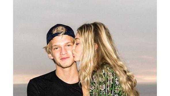 Trending News News Gigi Hadid And Cody Simpson Relationship News Couple Splits For The Second 