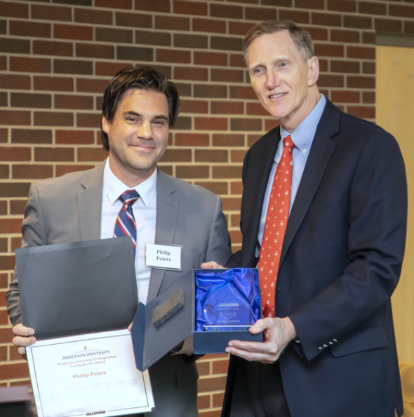 Philip Peters Receives Distinguished Young Alumni Award From Anderson University 