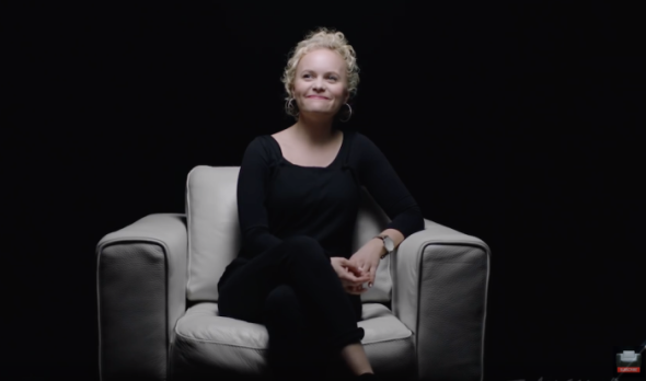 Amanda Jane Cooper - White Chair Film - I Am Second, Jun 10, 2019 | YouTube/Screenshot