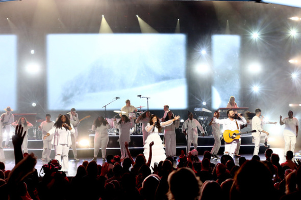 Kari Jobe, Cody Carnes and Tasha Cobb Leonard performing "The Blessing" - (photo by Terry Wyatt/Getty Images for K-LOVE Fan Awards)