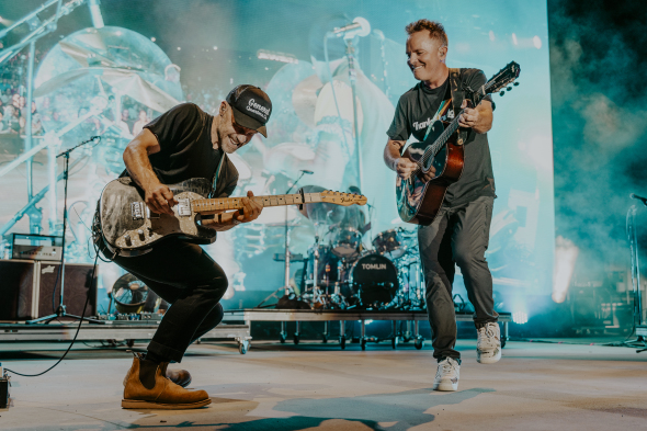 Chris Tomlin Wraps Summer Amphitheater Tour with Kari Jobe, Bethel Music, Cody Carnes