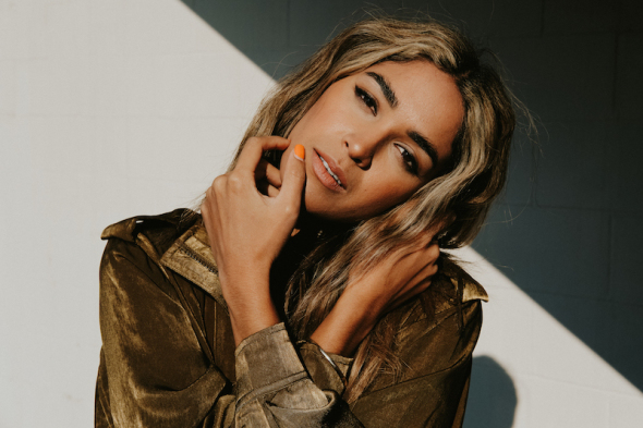 M?RIAH (Smallbone), Co-host and Producer of K-LOVE Hit Podcast 'BECOMING:us', Reveals New EP, Visual Album, Featuring Husband and Grammy-Winning Joel Smallbone of for King & Country