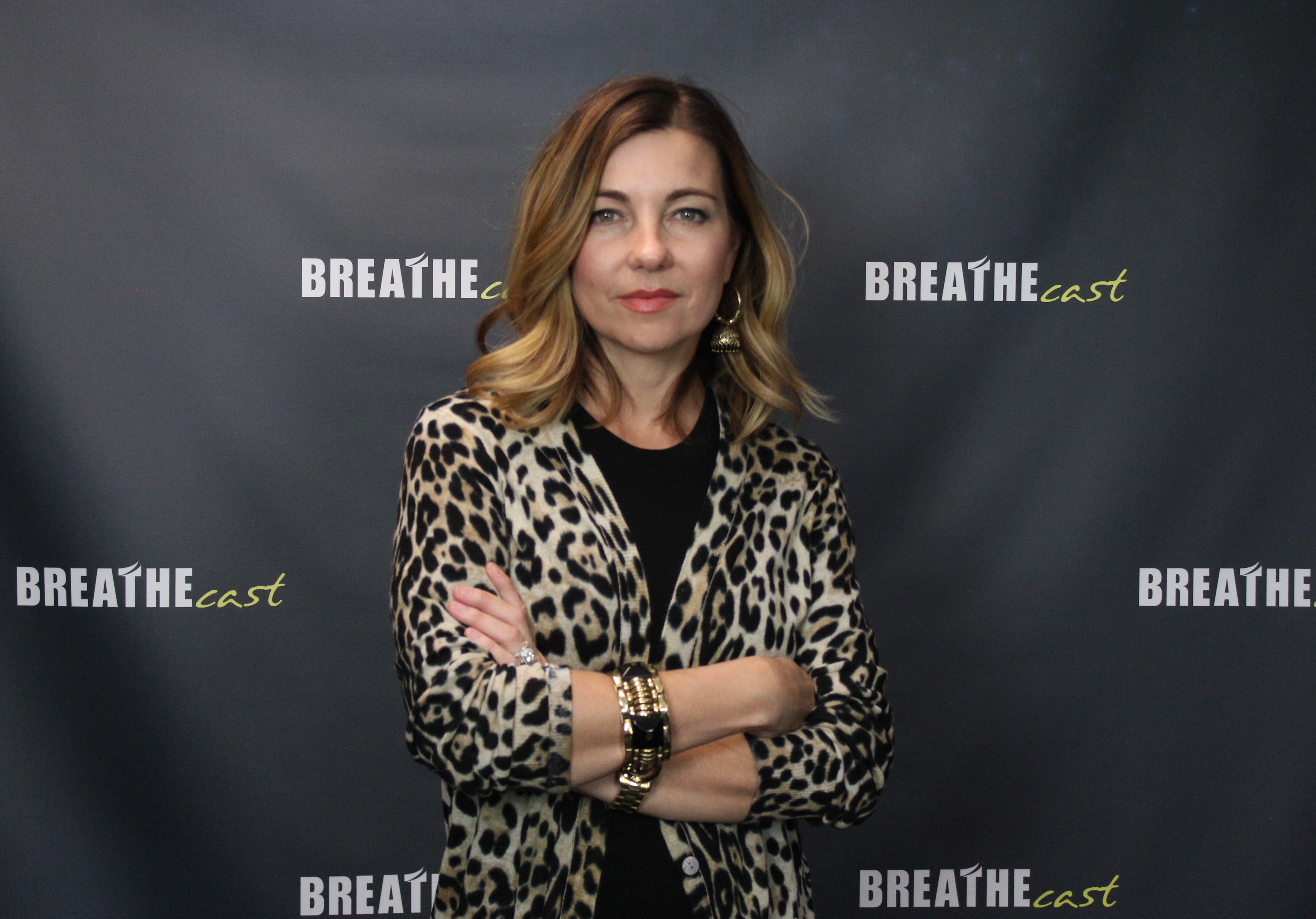 Actress Shari Rigby Reveals the 'Illusion' of Hollywood & Shares ...
