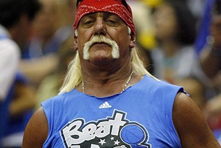 In the Spotlight News | Hulk Hogan's Racist Rant Occurred Before 'Conversion' to God; Wrestler